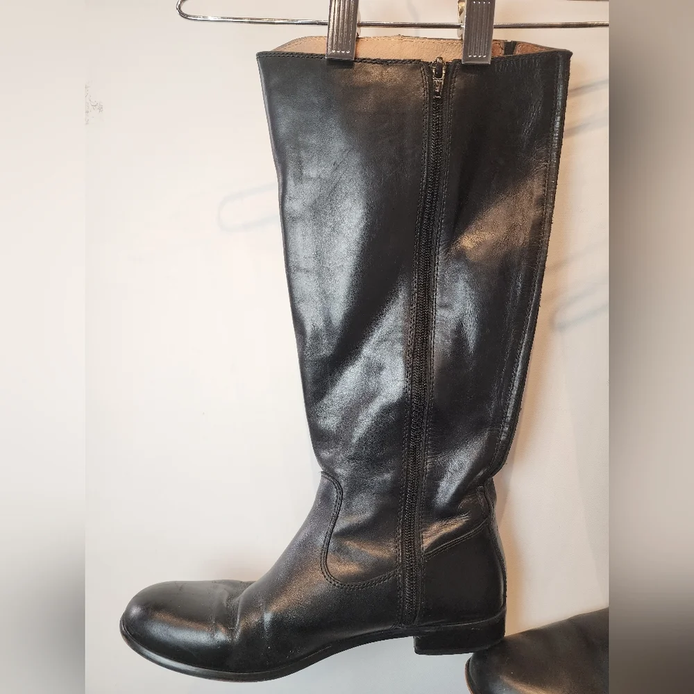 Kenneth Cole Black Leather Knee High Boots Flats Stretch Calf Womens Size 8.5